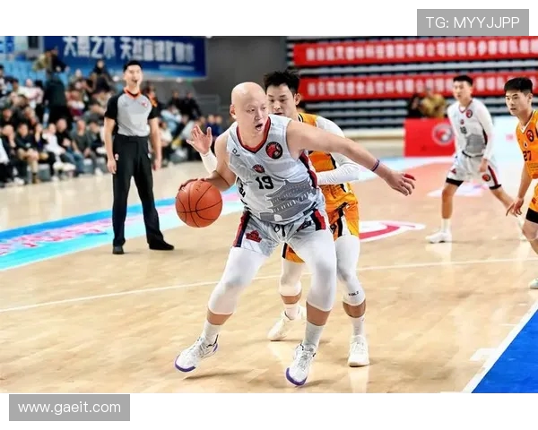 陕西省篮球队在CBA联赛中的地位与发展分析