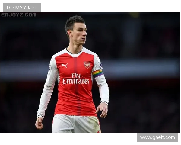 英超球队英国籍注册球员人数限制与比例要求