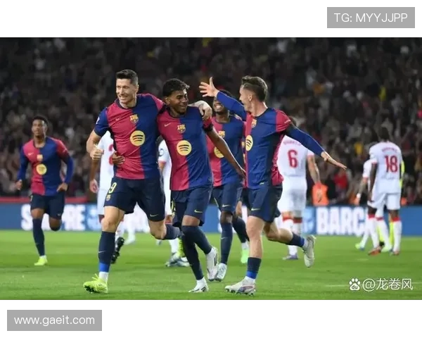 西甲直播皇马vs巴萨巅峰对决全记录:国家德比实时解说与赛事精华 西甲直播皇马vs巴萨巅峰对决全记录:国家德比实时解说与赛事精华