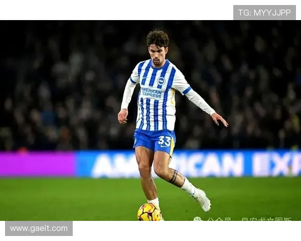 德转消息揭示尤文国米重磅转会名单伊布卡纳瓦罗维埃拉引发关注